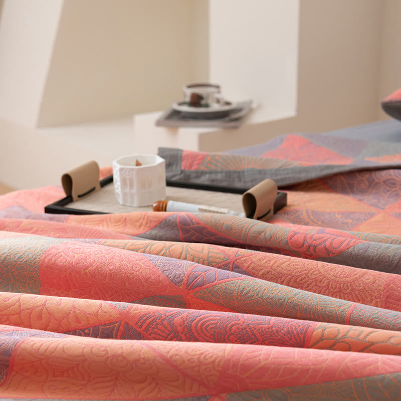 Reversible Triangle Pattern Cotton Quilt for Bed Layering