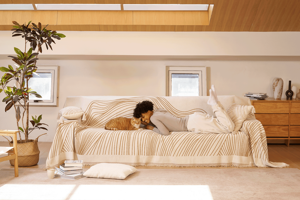 Reversible Jacquard Sofa Cover for Soft Modern Protection