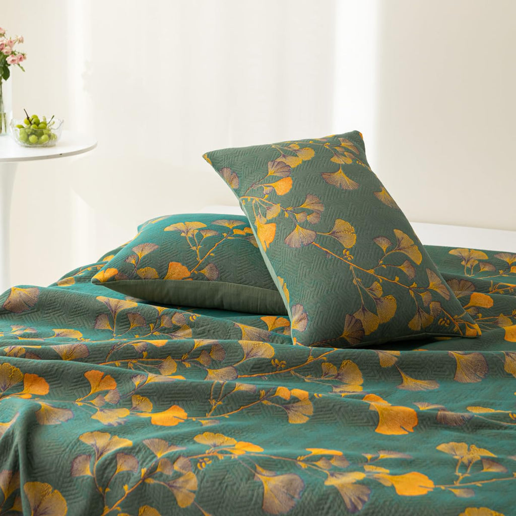 Reversible Ginkgo Jacquard Cotton Quilt for Bed Layering