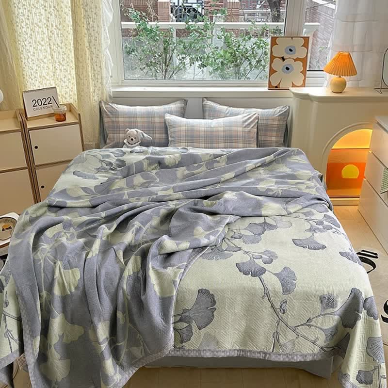 Reversible Ginkgo Leaf Cotton Gauze Quilt for Bed and Sofa Use