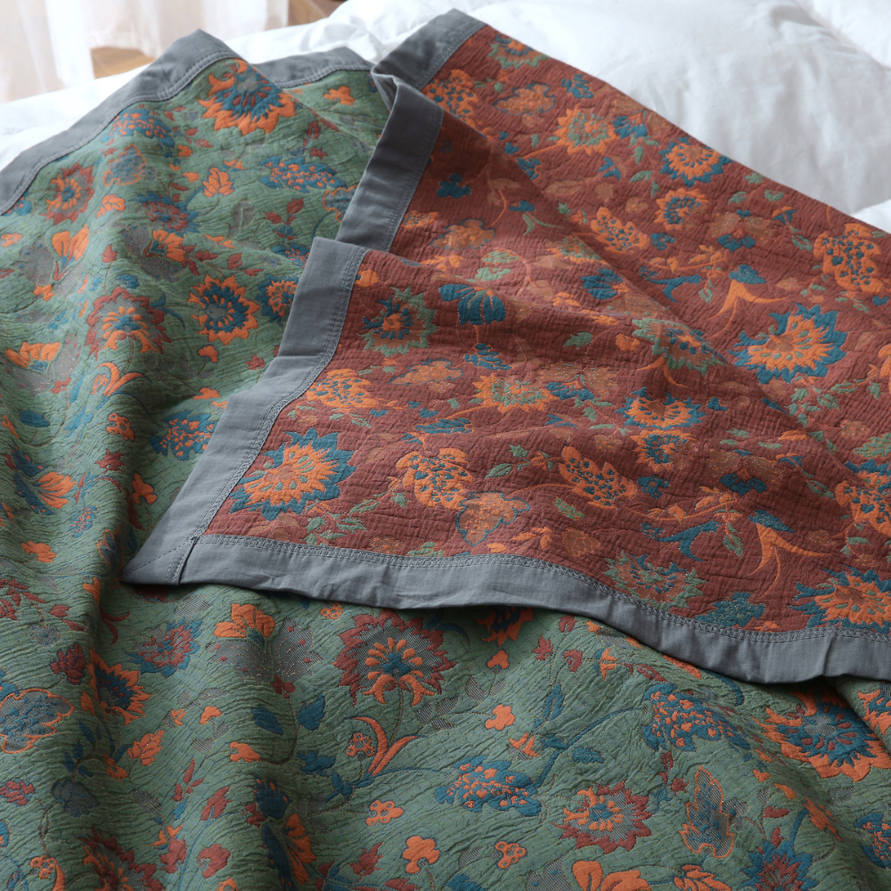 Retro Floral Cotton Quilt with Reversible Embroidered Finish