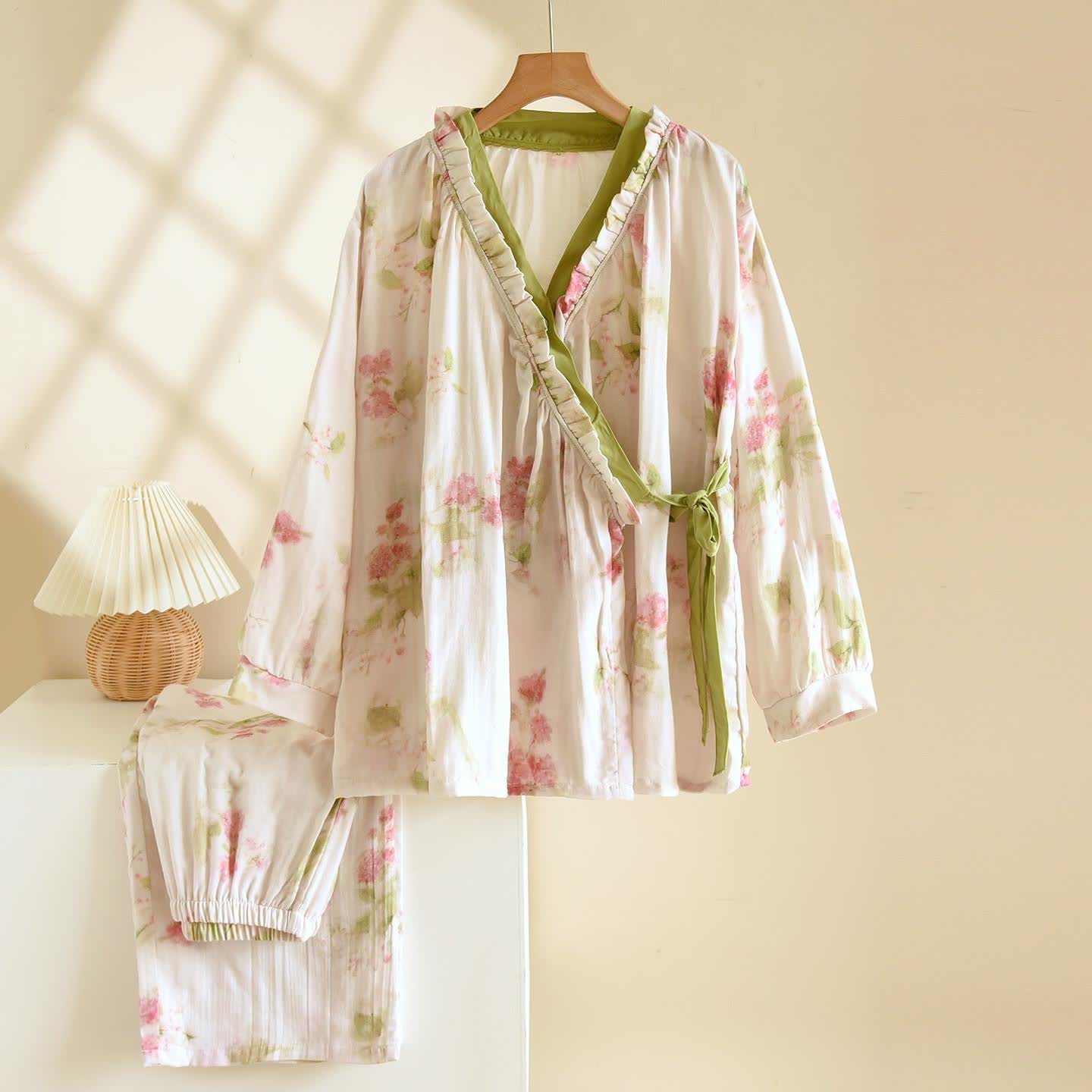 Cotton Gauze Kimono Loungewear Set with Peony Pattern