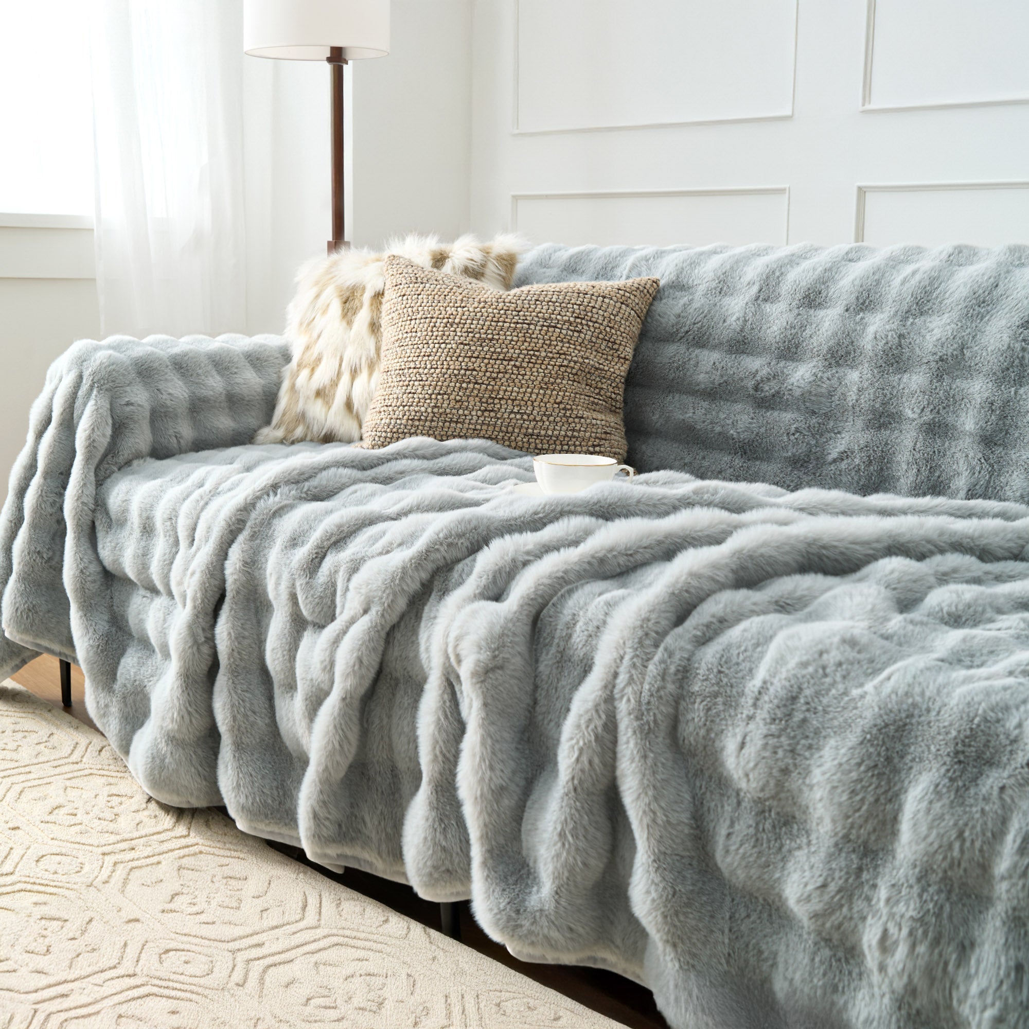 Luxe Ripple Faux Fur Sofa Cover for Soft Modern Elegance
