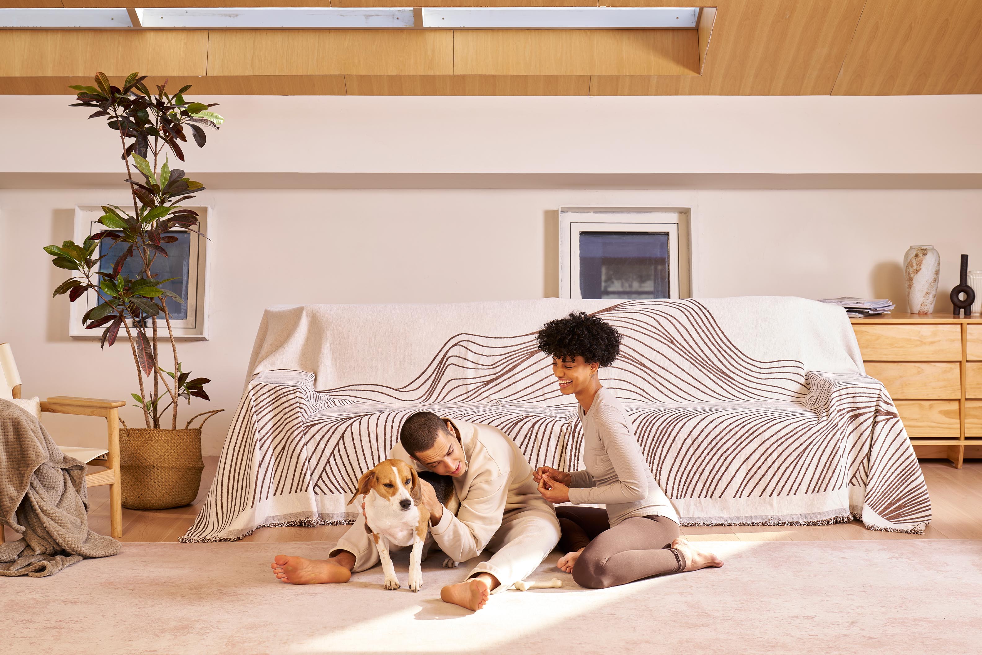 Reversible Jacquard Sofa Cover for Soft Modern Protection