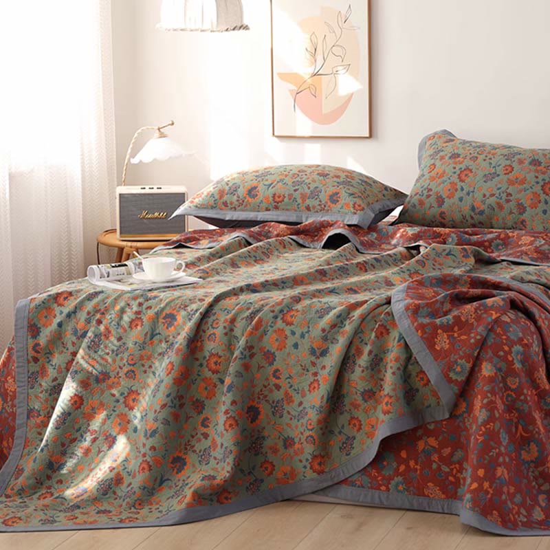 Retro Floral Cotton Quilt with Reversible Embroidered Finish