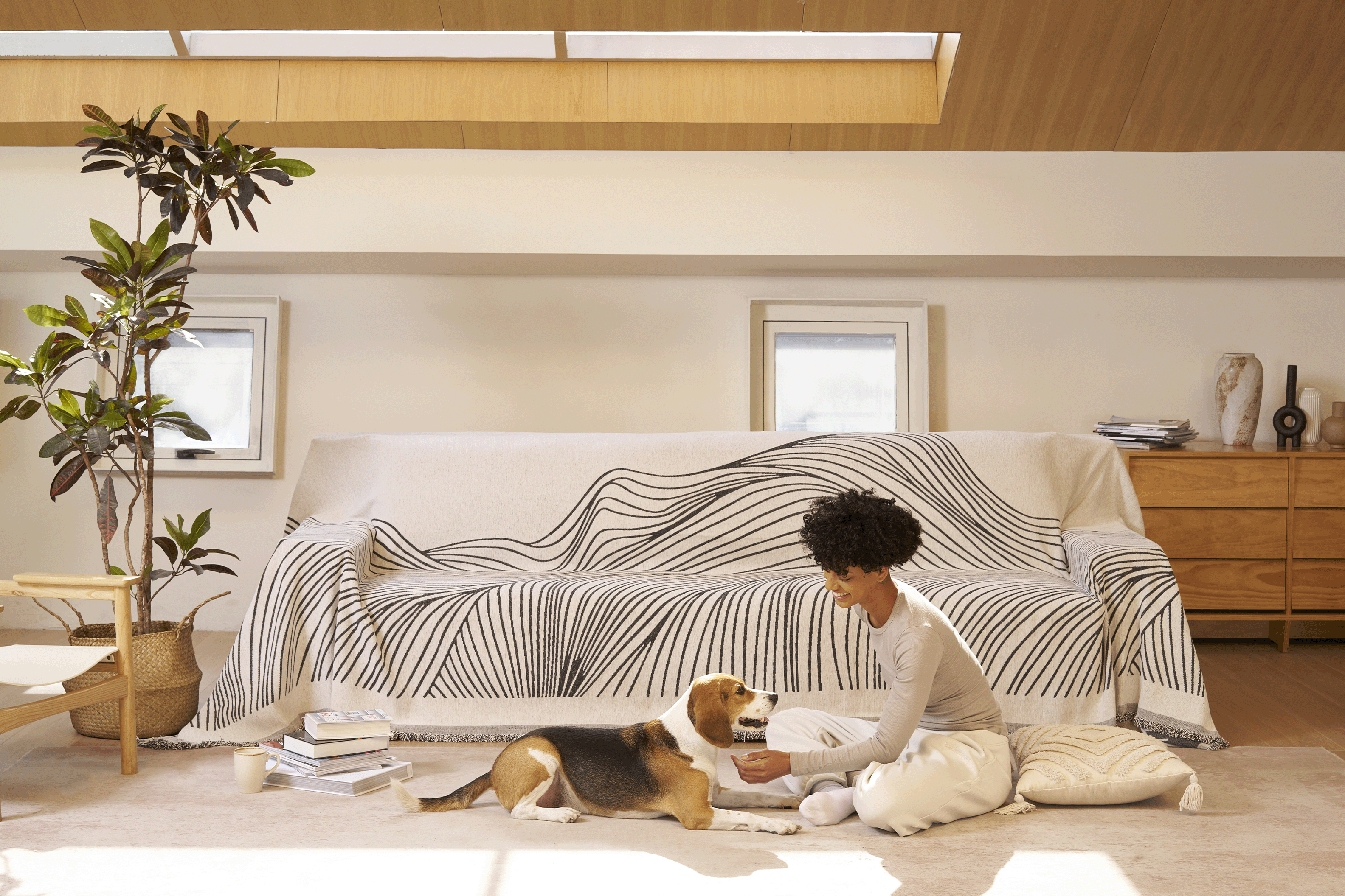 Reversible Jacquard Sofa Cover for Soft Modern Protection