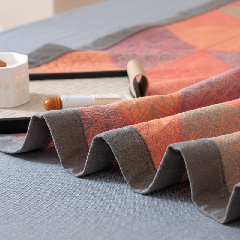 Reversible Triangle Pattern Cotton Quilt for Bed Layering