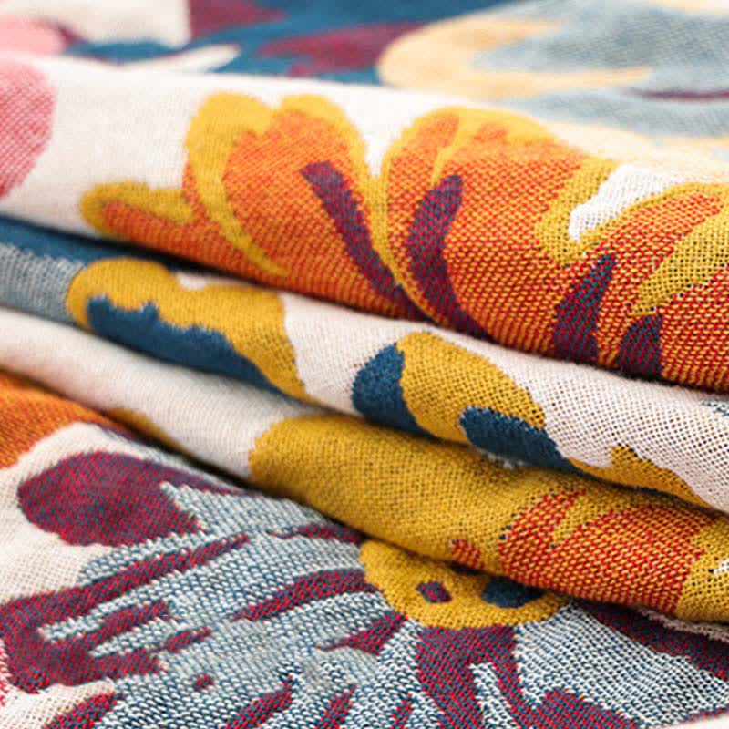 Colorful Floral Cotton Quilt with Reversible Woven Finish