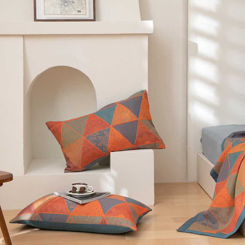 Reversible Triangle Pattern Cotton Quilt for Bed Layering