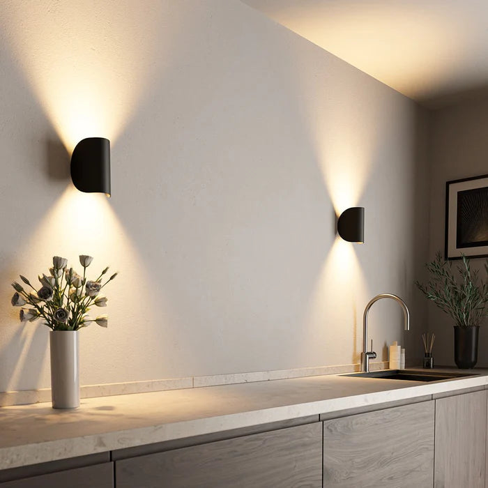 Adjustable LED Wall Sconce Light with Directional Control | Modern Design for Cozy Ambiance
