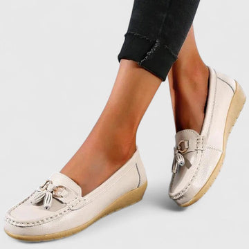 Carminae | Orthopedic Shoes for Women with Adaptive Insoles | Stylish Comfort for All-Day Support