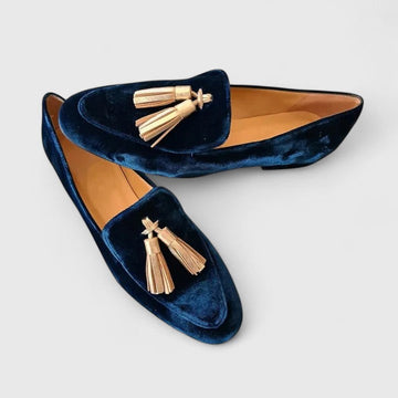 Elegant Black Loafers for Women with Slip-On Design & Tassel Accents | All-Day Comfort for Effortless Style
