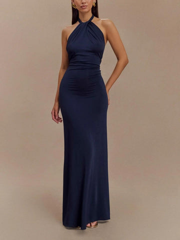 Elegant Collection | Black Maxi Dress with Ruched Detailing | Flattering Silhouette for Timeless Style