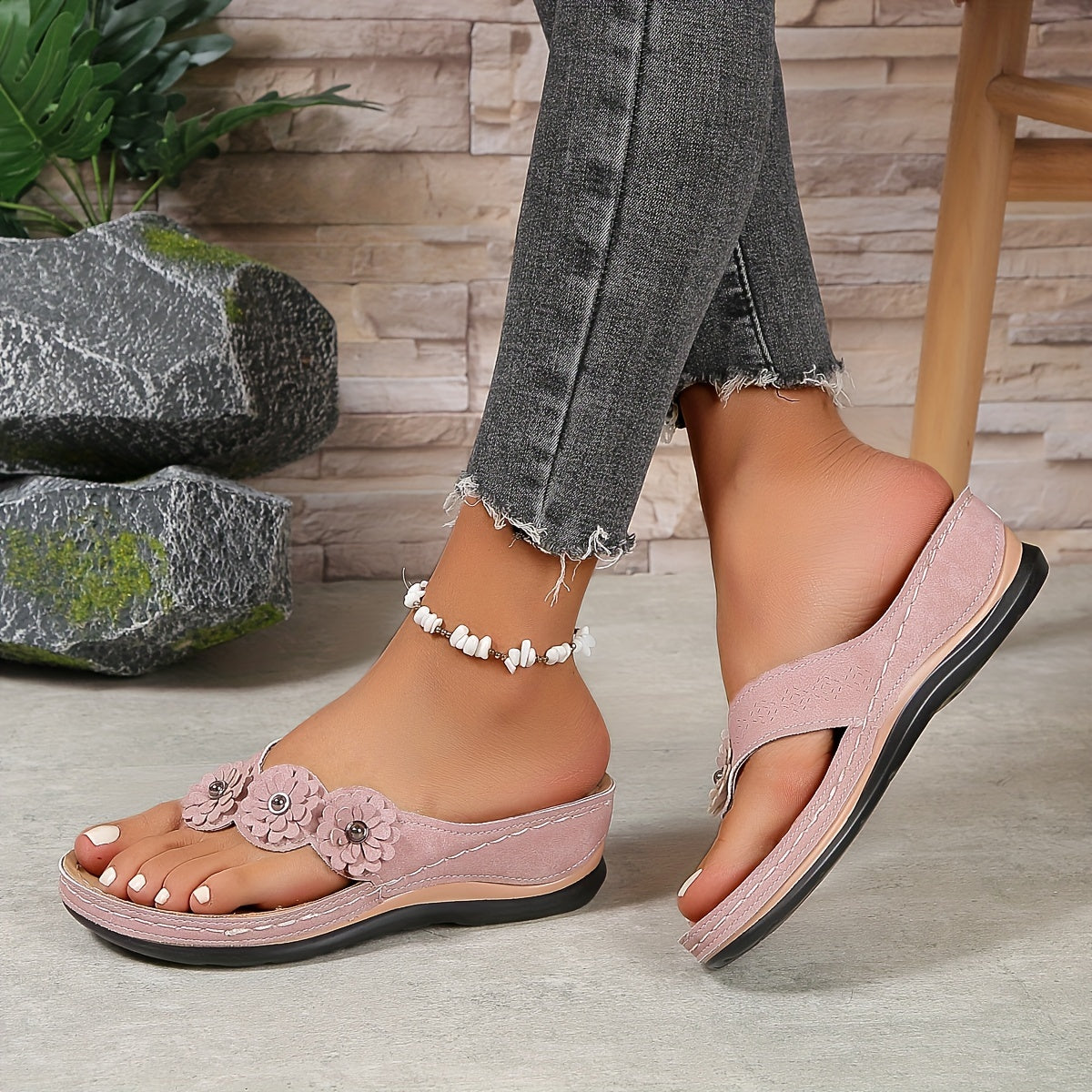 Elegant Comfort | Women's Sandals with Cushioned Insole | Stylish Support for All-Day Comfort