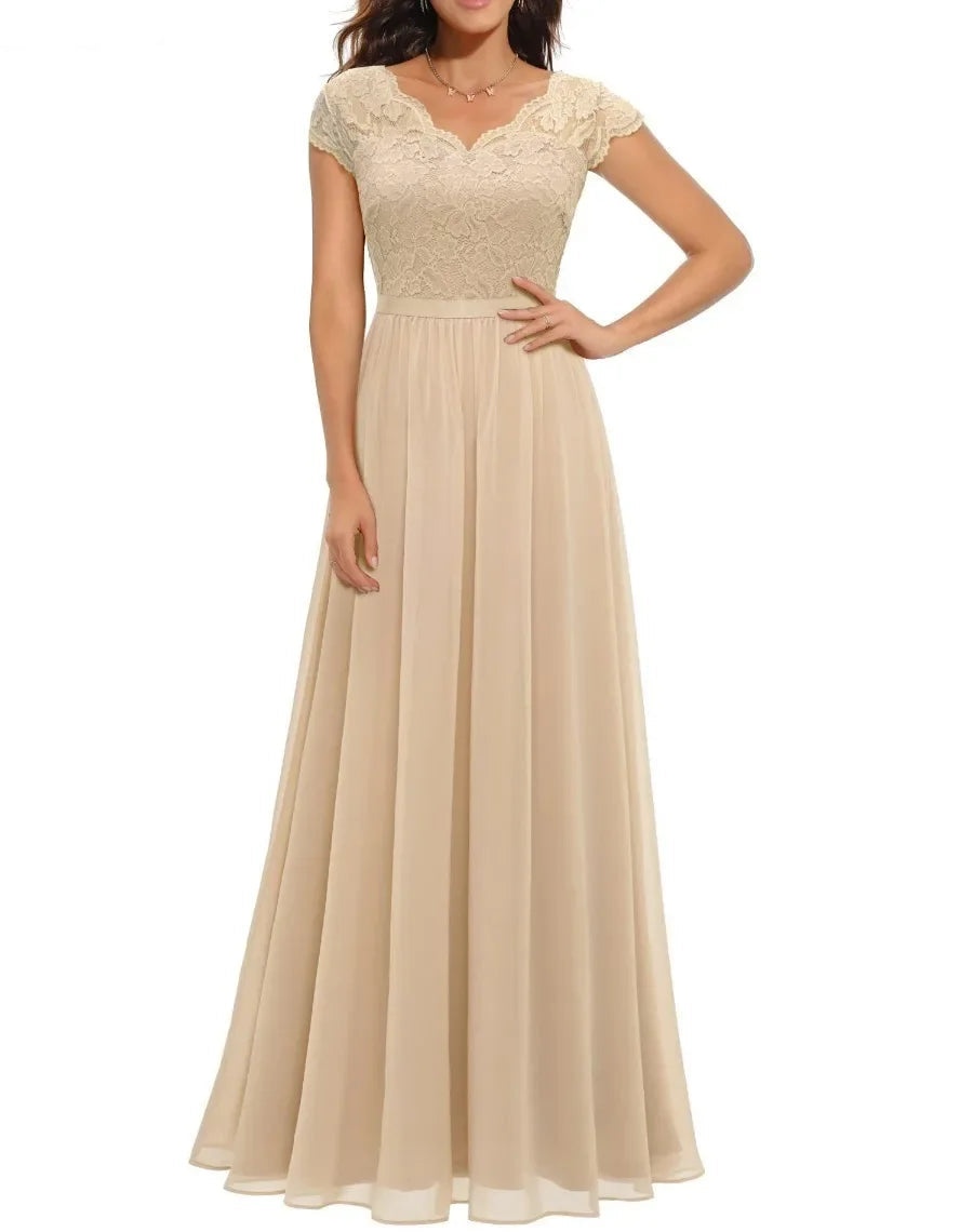 Elegant Lace Maxi Dress | Flattering Bodice with Flowing Skirt for Special Occasions