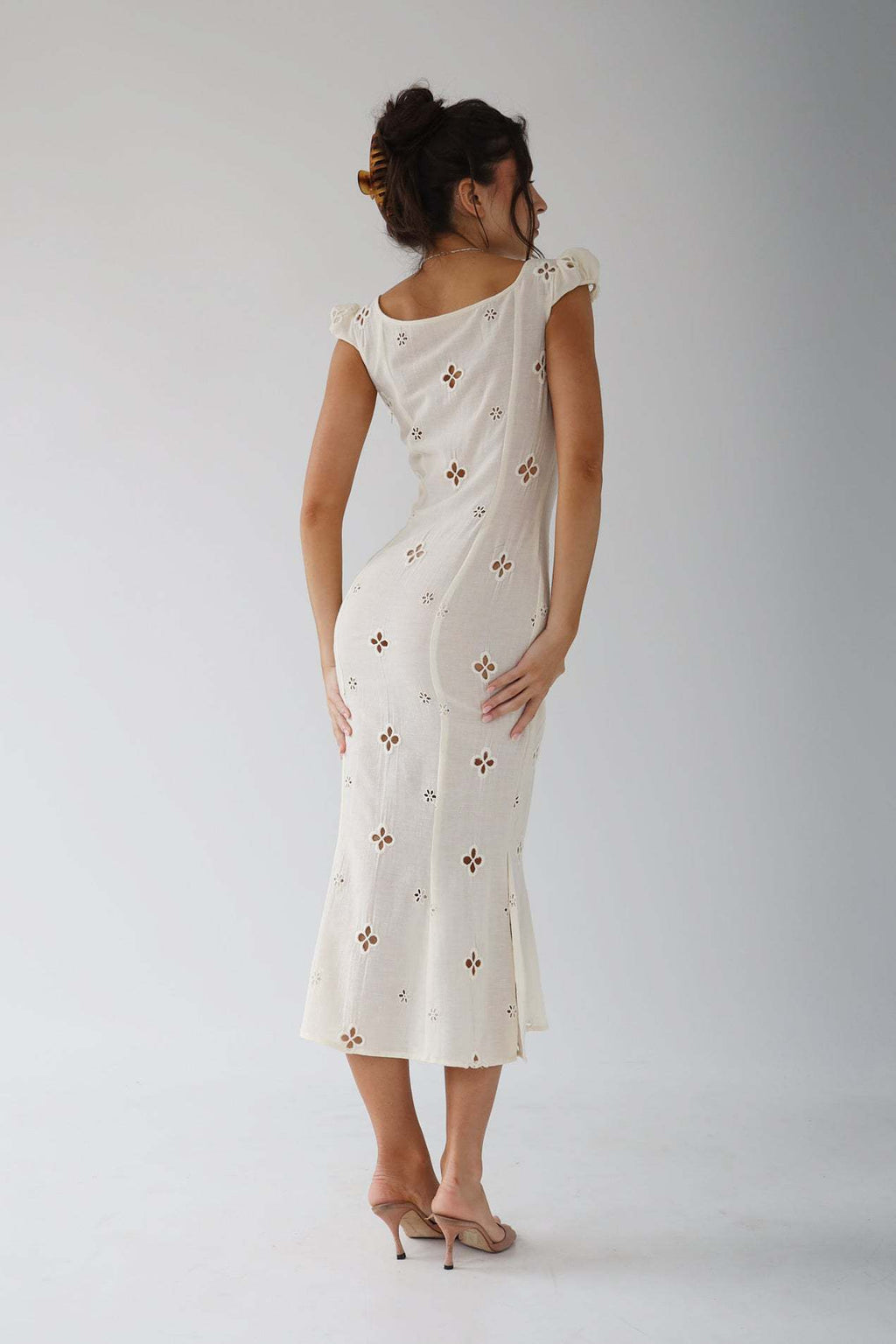 Elegant Mermaid Dress | Women's Dress with Sweetheart Neckline | Flattering Fit for Wedding Guests