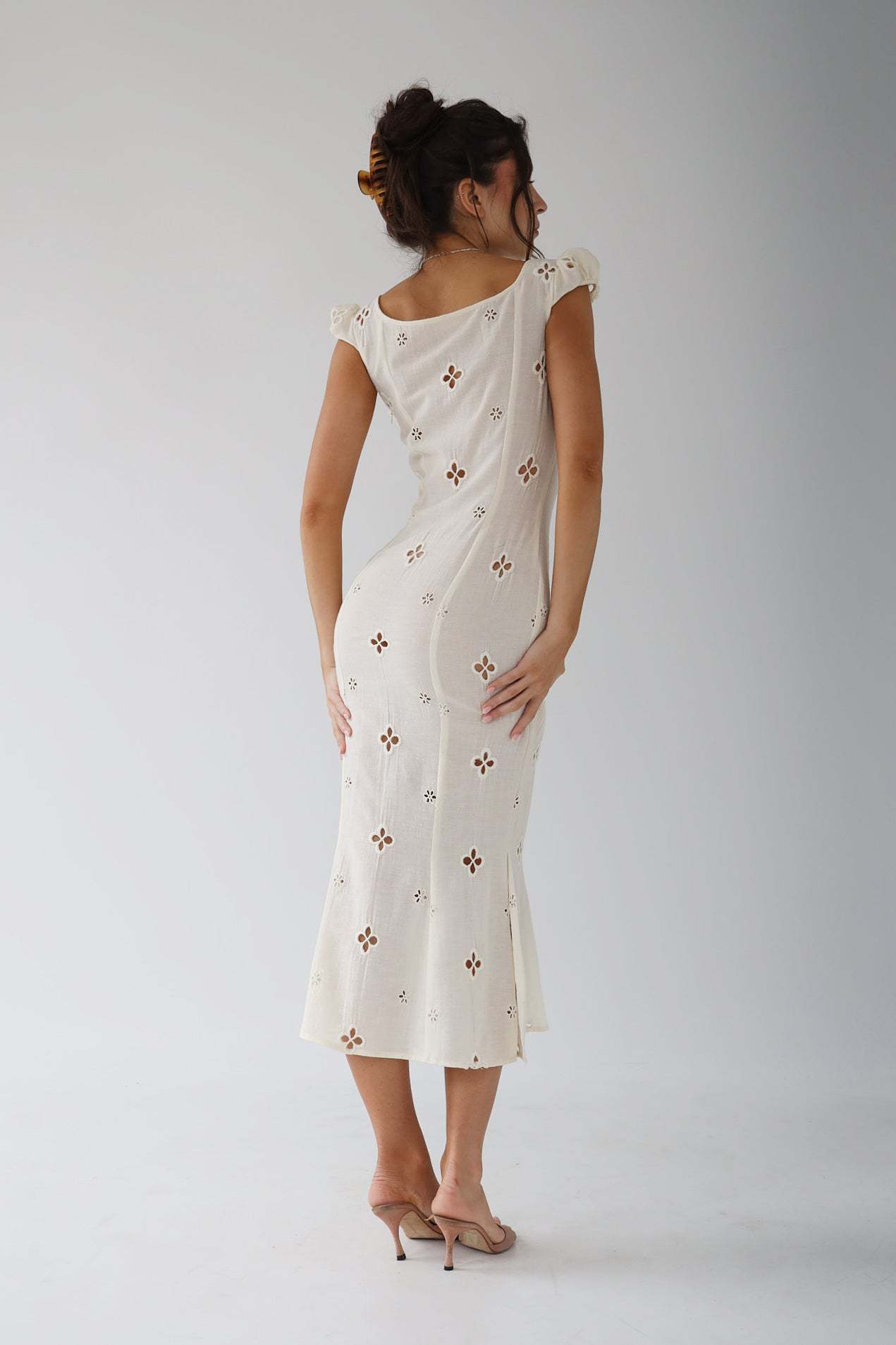 Elegant Mermaid Dress | Women's Dress with Sweetheart Neckline | Flattering Fit for Wedding Guests