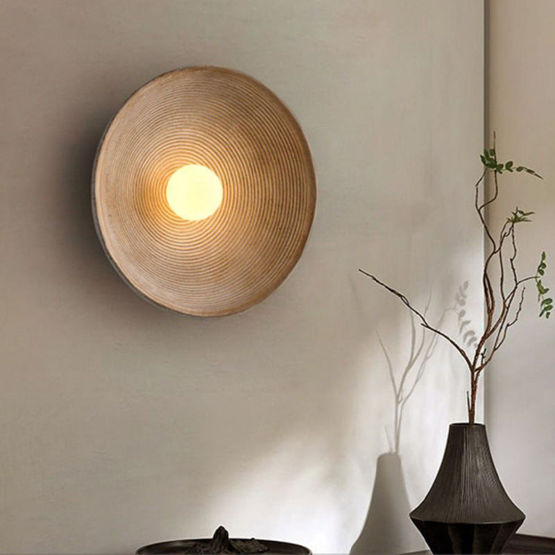 Elegant Minimalist Wall Sconce Light with Soft LED Illumination for Contemporary Spaces