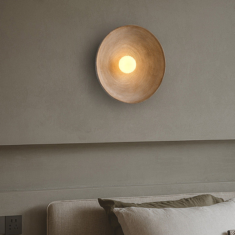 Elegant Minimalist Wall Sconce Light with Soft LED Illumination for Contemporary Spaces
