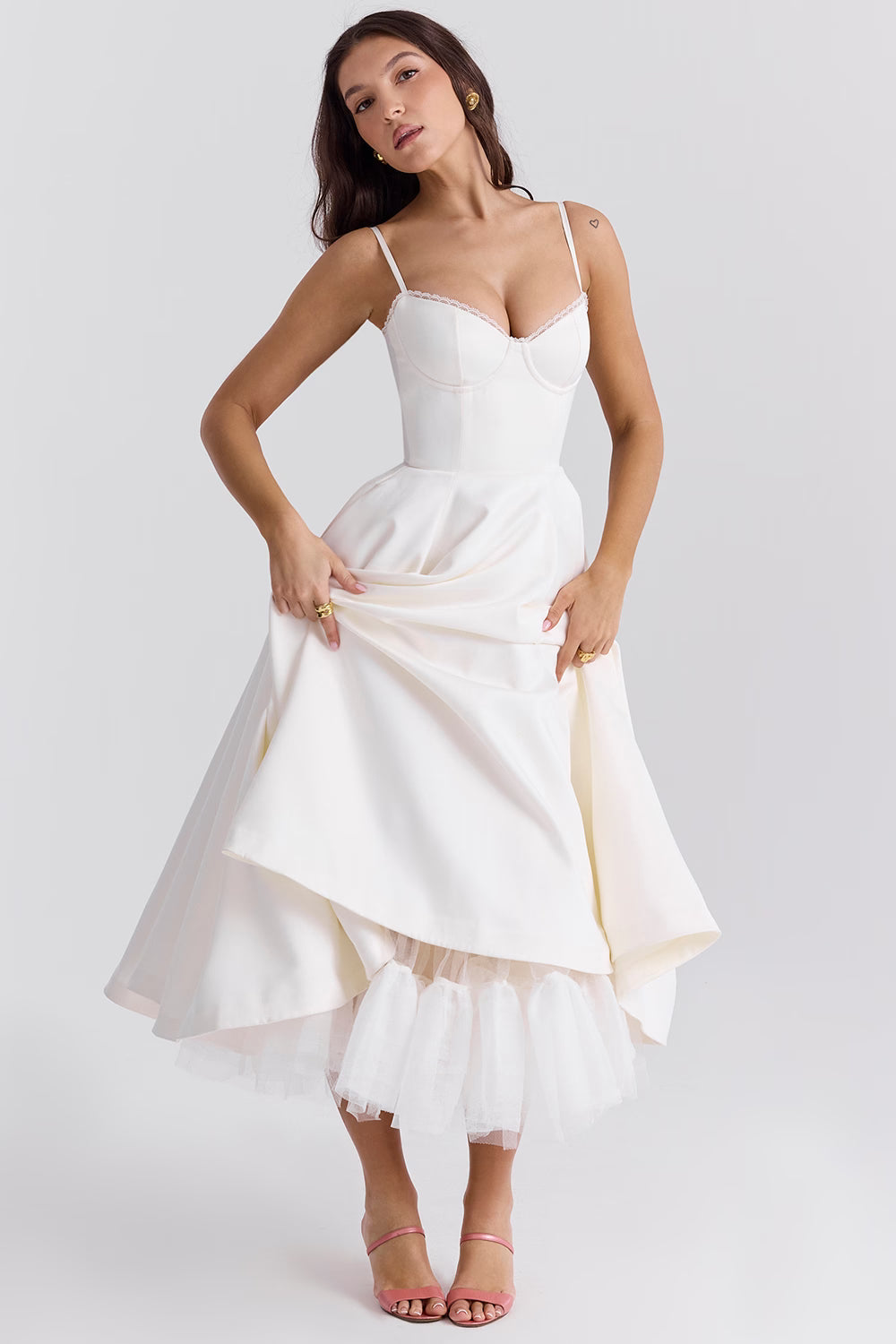 Elegant Satin Cocktail Dress with Lightweight Tulle Skirt for Glamorous Events