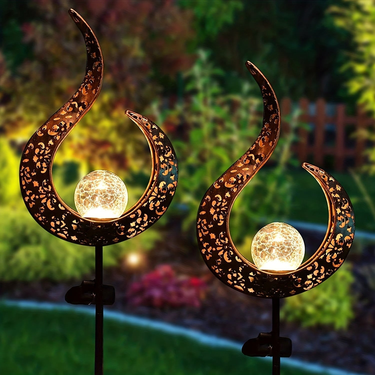 Elegant Solar Garden Light Stake with Cracked Glass Globe | IP65 Waterproof Design for Enchanting Outdoor Illumination