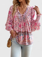 Elegant Women's Top with Timeless Design | Versatile Blouse for Any Occasion