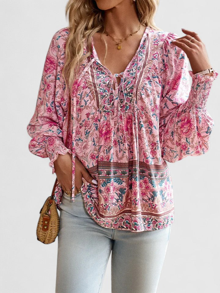 Elegant Women's Top with Timeless Design | Versatile Blouse for Any Occasion
