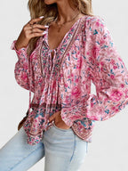 Elegant Women's Top with Timeless Design | Versatile Blouse for Any Occasion