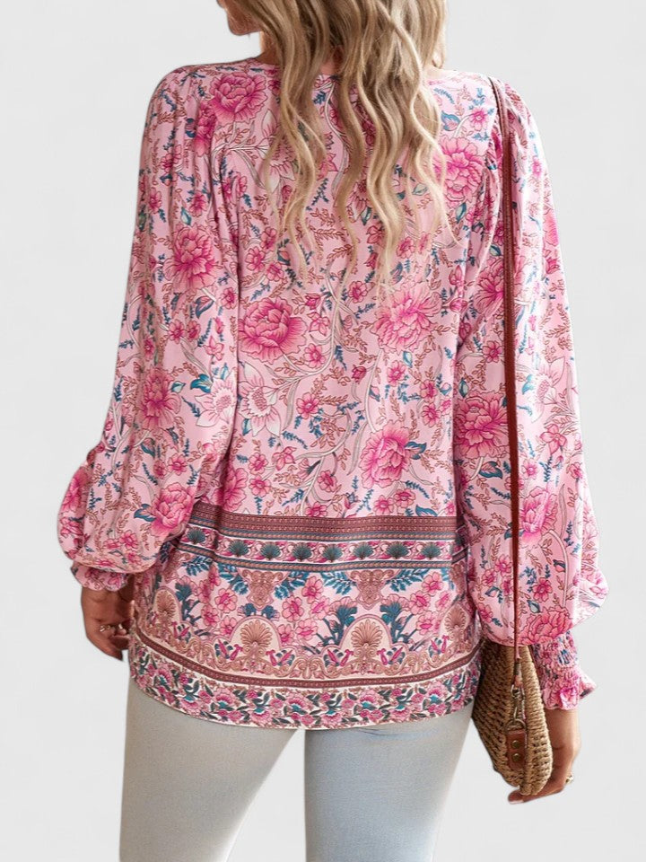 Elegant Women's Top with Timeless Design | Versatile Blouse for Any Occasion