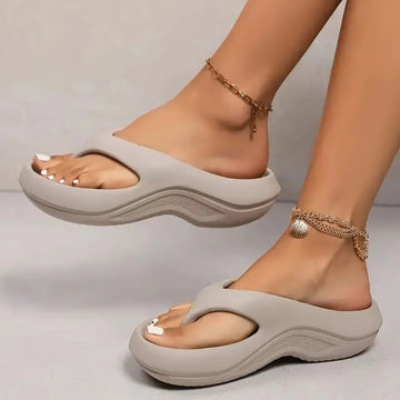 Finch Collection | Women's Flip Flops with Cloud-Like Cushioning | Lightweight Comfort for Everyday Wear