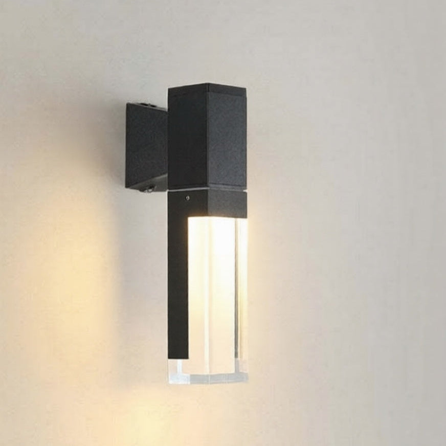 Minimalist Outdoor Wall Light with IP65 Waterproof Design | Durable Aluminium for Year-Round Use