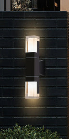 Minimalist Outdoor Wall Light with IP65 Waterproof Design | Durable Aluminium for Year-Round Use