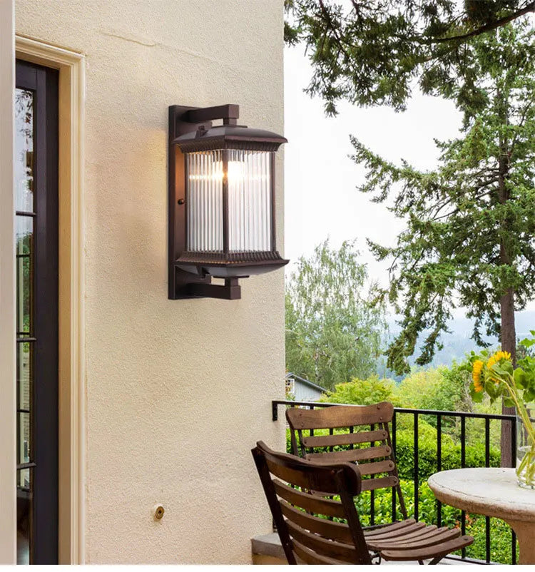 Modern Outdoor Wall Sconce with Adjustable Color Temperature | Weather-Resistant Design for Year-Round Illumination
