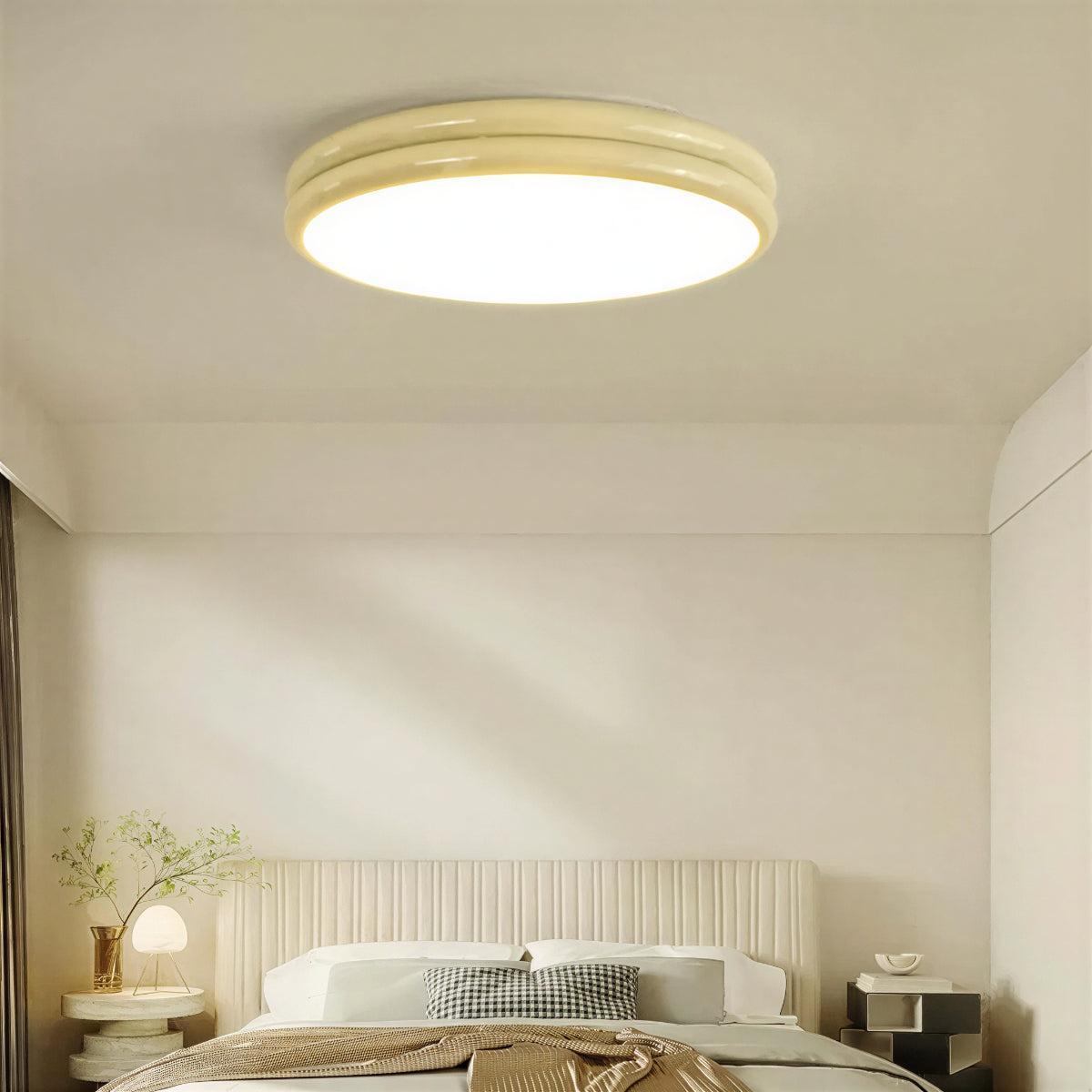 Modern Round Flush Mount Ceiling Light with Energy-Efficient LED | Sleek Design for Ambient Illumination