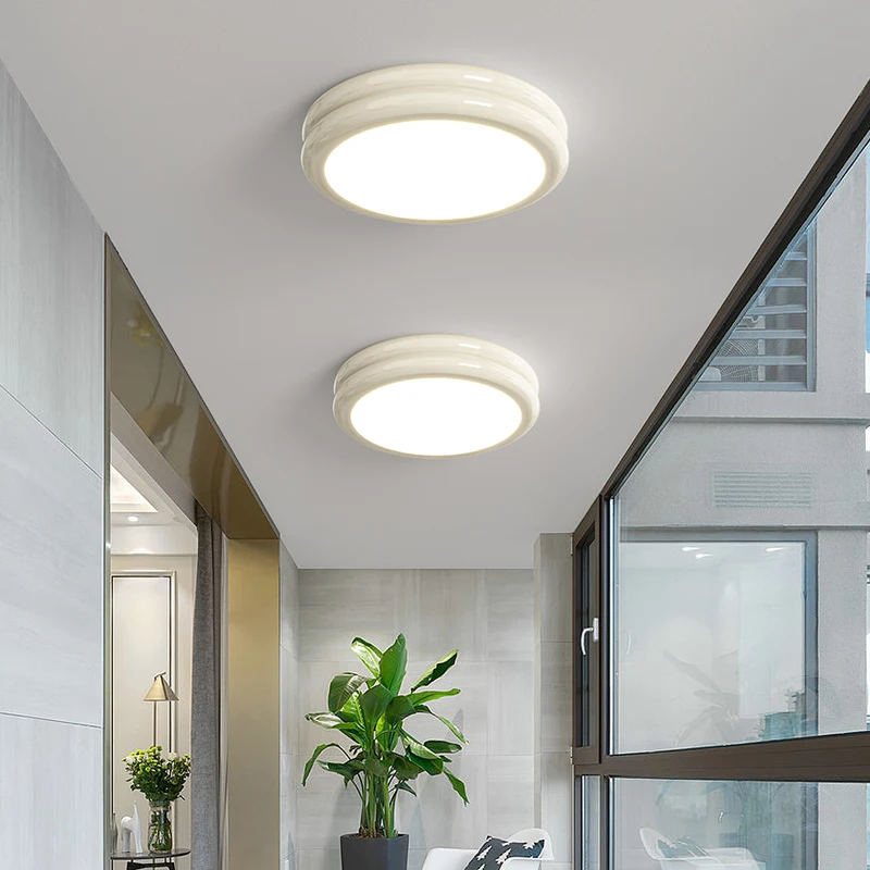 Modern Round Flush Mount Ceiling Light with Energy-Efficient LED | Sleek Design for Ambient Illumination