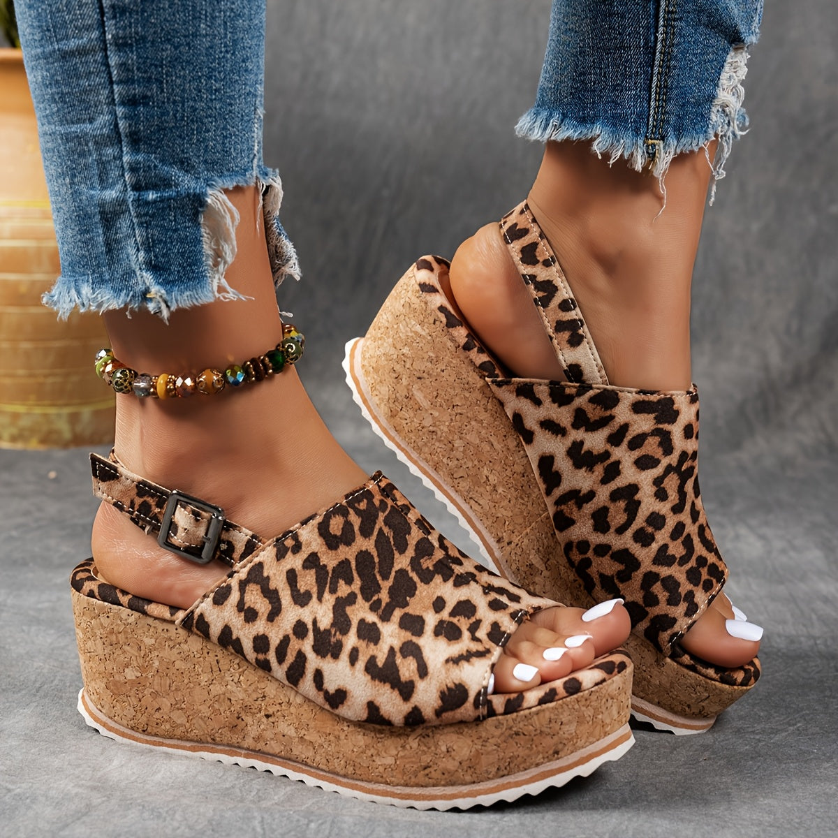 Terra | Women's Platform Sandals with Adjustable Buckle for All-Day Comfort