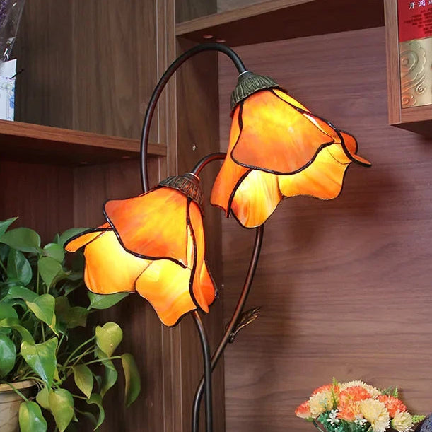 Tiffany-Style Table Lamp with Vintage Resin Base for Elegant Ambiance