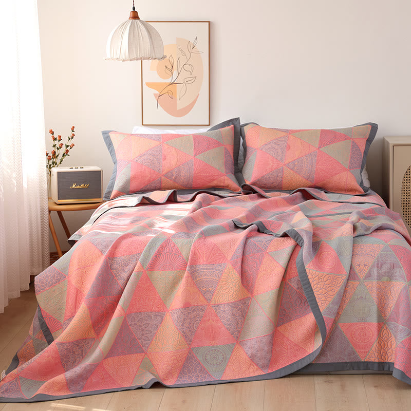 Reversible Triangle Pattern Cotton Quilt for Bed Layering
