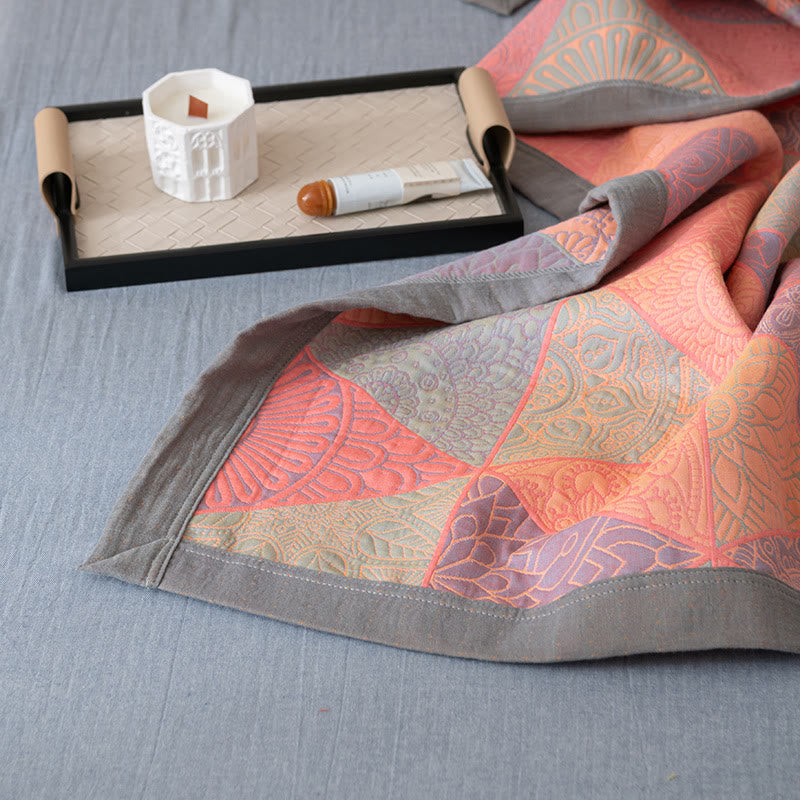 Reversible Triangle Pattern Cotton Quilt for Bed Layering