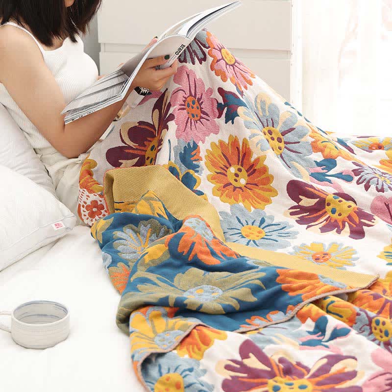 Colorful Floral Cotton Quilt with Reversible Woven Finish