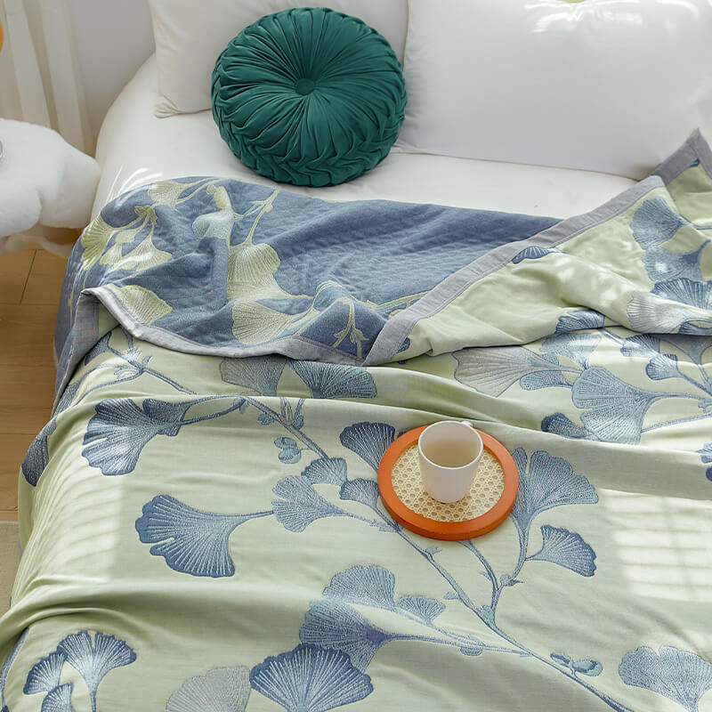 Reversible Ginkgo Leaf Cotton Gauze Quilt for Bed and Sofa Use