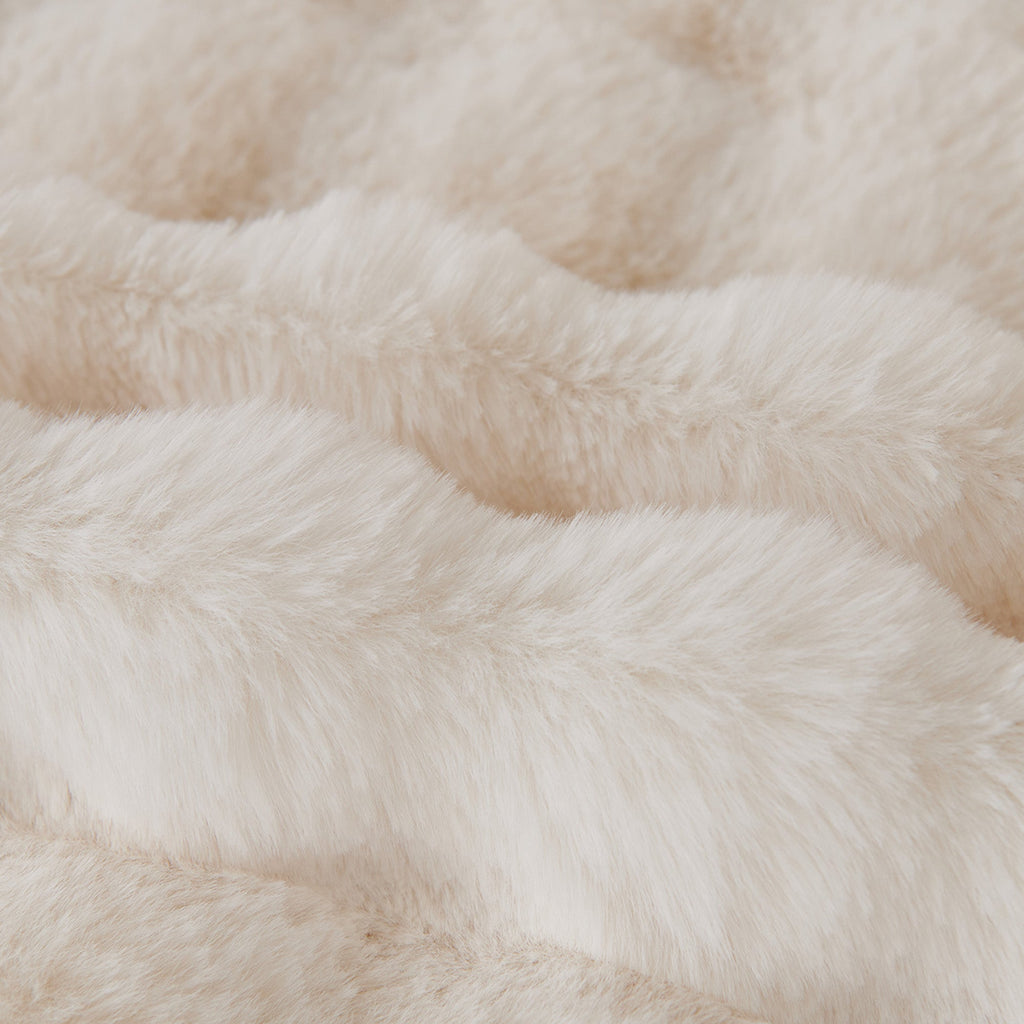 Luxe Ripple Faux Fur Sofa Cover for Soft Modern Elegance