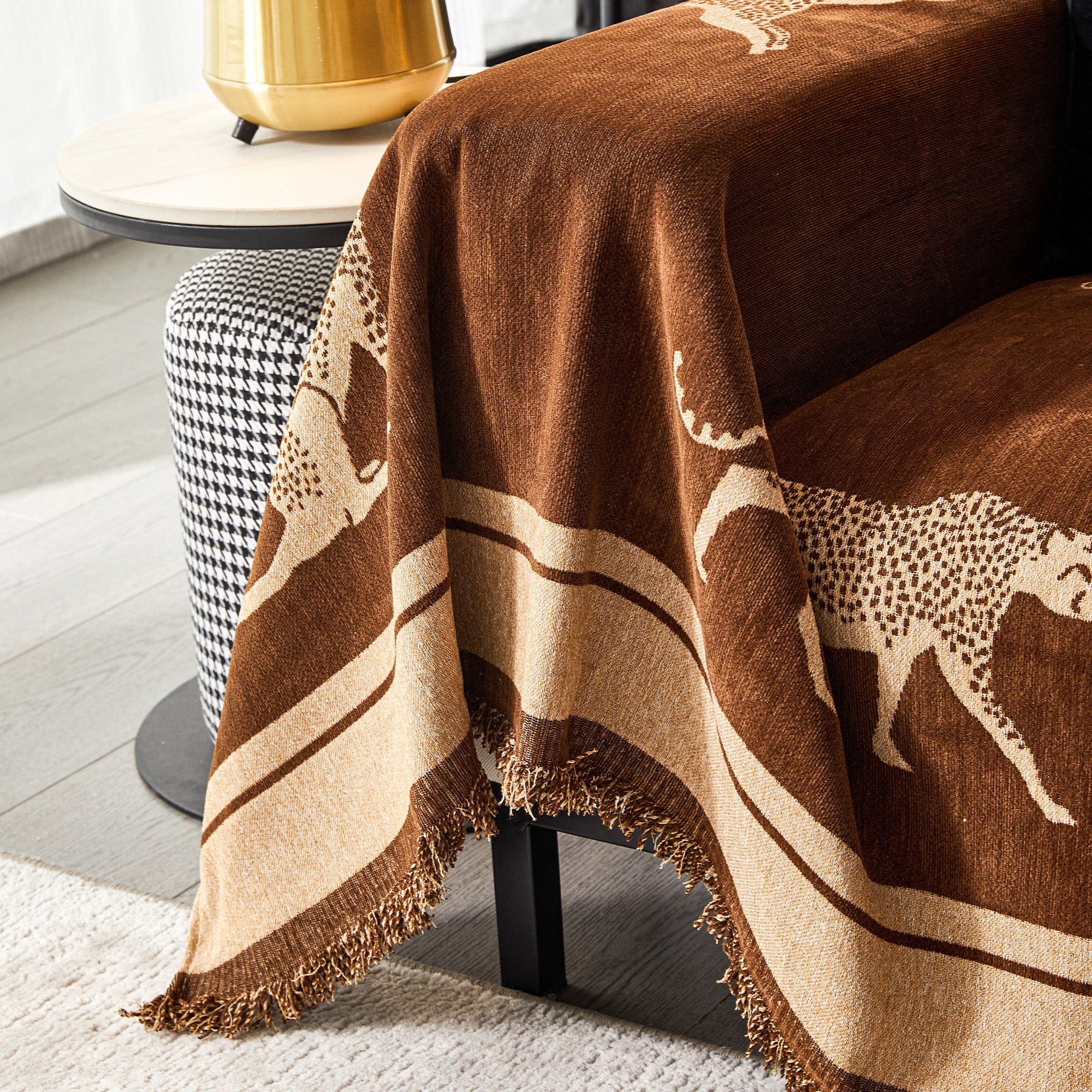 Safari Inspired Anti Pilling Sofa Cover for Bold Modern Living